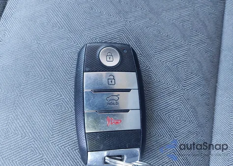 2017 Kia Niro Ex z USA, uszkodzony, nr VIN KNDCC3LC2H5072070